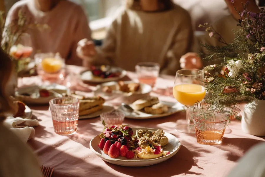 Classic Embossed Stoneware Bowls